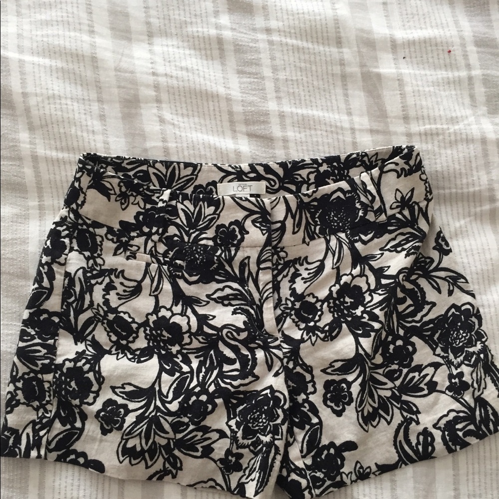 Loft floral linen/cotton shorts